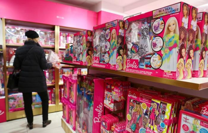 Der Quartalsverlust des Spielzeugherstellers Mattel ist geringer als erwartet, da sich die Kostensenkungen auszahlen