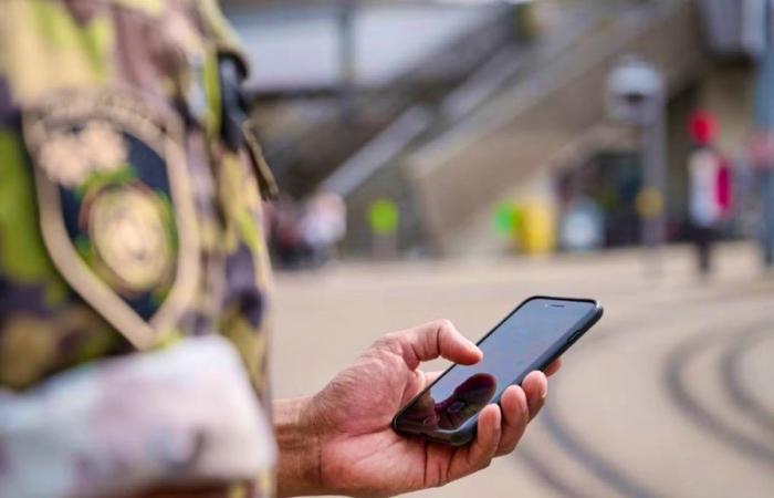 Gewählte Beamte glauben, dass es in der Schweizer Armee zu viele Kommunikatoren gibt