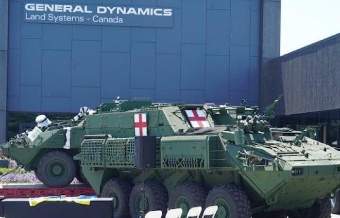Hier sind kanadische Panzerfahrzeuge, die bald in die Ukraine geschickt werden