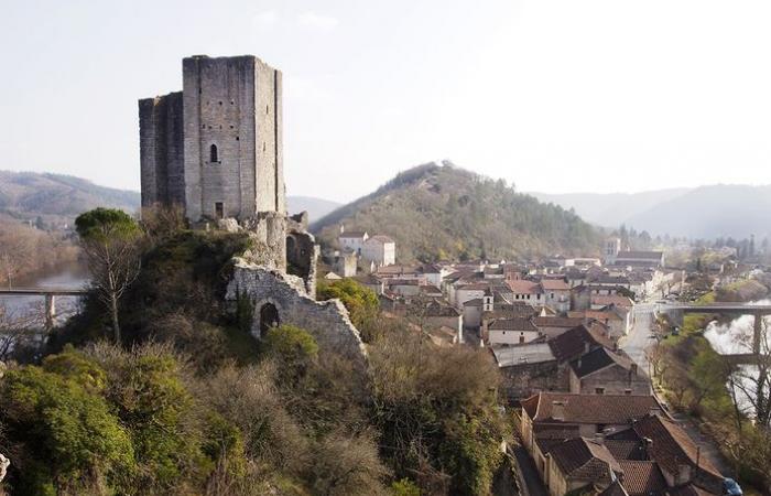 Ein mittelalterlicher Turm im Lot repräsentiert Okzitanien beim Grand Prix du Patrimoine et du Tourisme Local