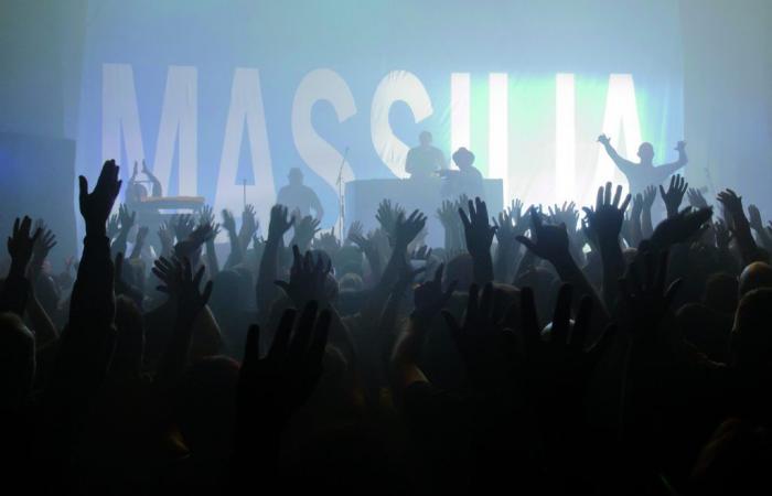 Marseille. Ein kostenloses Massilia Sound System-Konzert im Alten Hafen