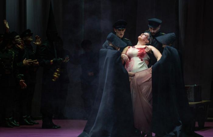 „La Vestale“: eine zeitgenössische Dystopie an der Opéra Bastille
