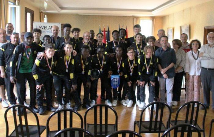 Gekrönter Meister Occitanie Ariège-Haute-Garonne, Medaillen für U17-Fußballer