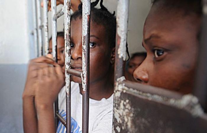 Gefängnisse, Polizeistationen: Eine parlamentarische Untersuchungskommission soll klar sehen | Gabonreview.com
