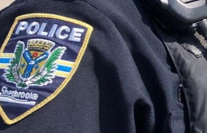 Eine Frau wurde leblos auf einem Parkplatz in Sherbrooke aufgefunden