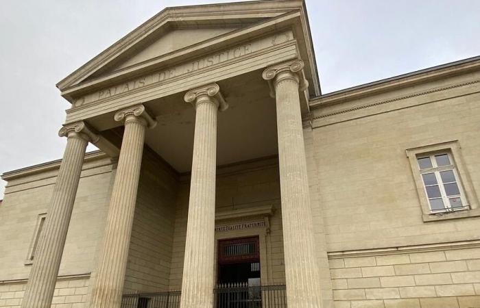 Dordogne: Eine Bankierin wird angeklagt, 300.000 Euro von ihren Kunden, Arbeitgebern und ihrer Familie gestohlen zu haben
