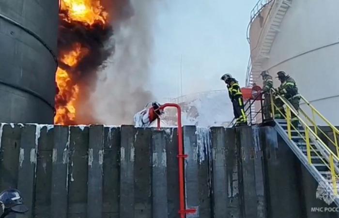 Russland | Brand in Ölraffinerie nach ukrainischem Drohnenangriff