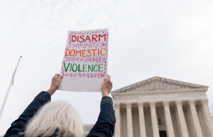 Schusswaffen: Opfer häuslicher Gewalt können eine Verschnaufpause einlegen