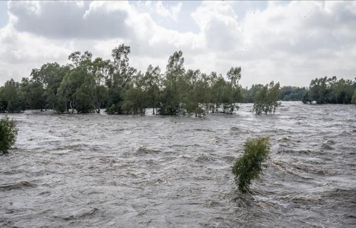 Drei Menschen werden nach schweren Überschwemmungen vermisst