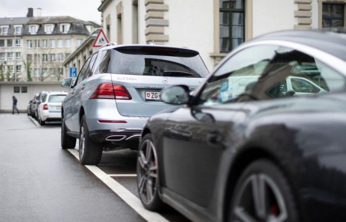 Es wird mehr kosten, Ihren SUV in Basel zu parken