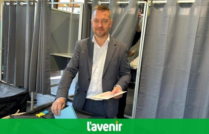 Bruno Lefebvre (Ath) wird als Stellvertreter vereidigt: Er wird seine Bürgermeisterschärpe nicht behalten