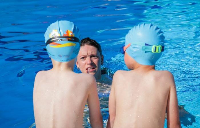 Einhundert Studenten wurden in Creps de Poitiers in Wassersport geschult