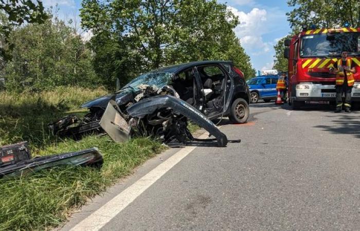 Bei einem Verkehrsunfall in Boisset-lès-Montrond wurde einer schwer verletzt