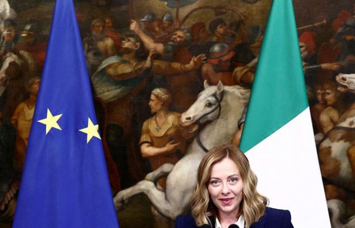 „Die Parallele zwischen Frankreich und Italien ist verlockend, lässt aber ein wesentliches Element außer Acht: die Bedeutung der europäischen Hilfe“
