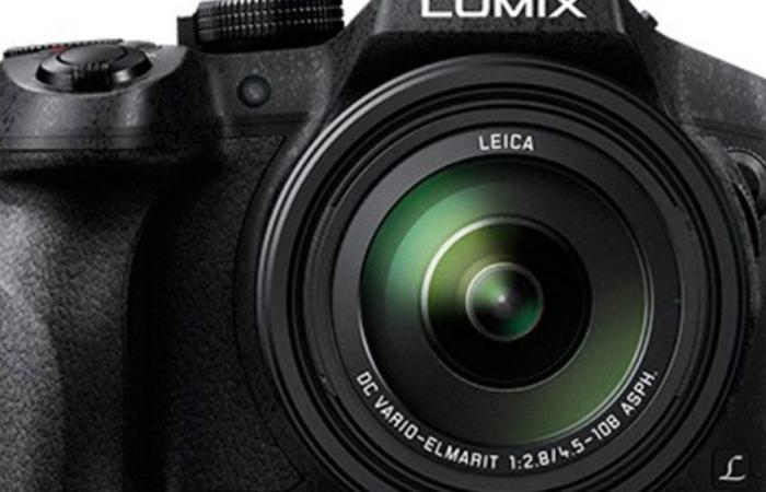 Fotoverkauf – Die Panasonic Lumix FZ300 „4-Sterne“-Kamera für 501,99 €