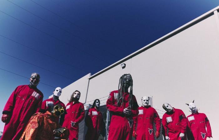 Laut Clown handelt Slipknots Album „Look Outside Your Window“ (das mehrmals verschoben wurde) größtenteils von Paul Gray