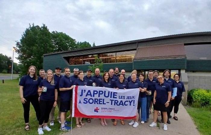 Die Stadt Sorel-Tracy lädt uns ein, hier unsere Unterstützung für die Ausrichtung der Sommerspiele 2027 in Quebec zu demonstrieren.