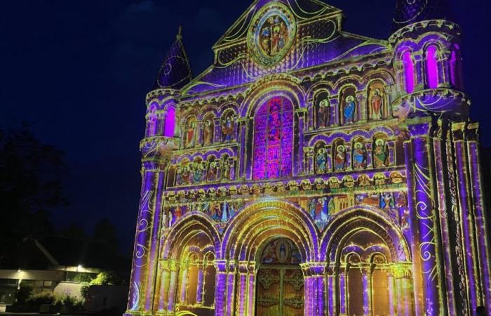 spektakuläre neue Beleuchtung für Notre-Dame-la-Grande