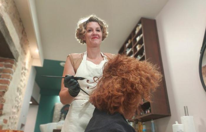 „Ich mache viel Bardella-Haar“: Friseursalons in Orléans angesichts der befreiten Rede der Kunden