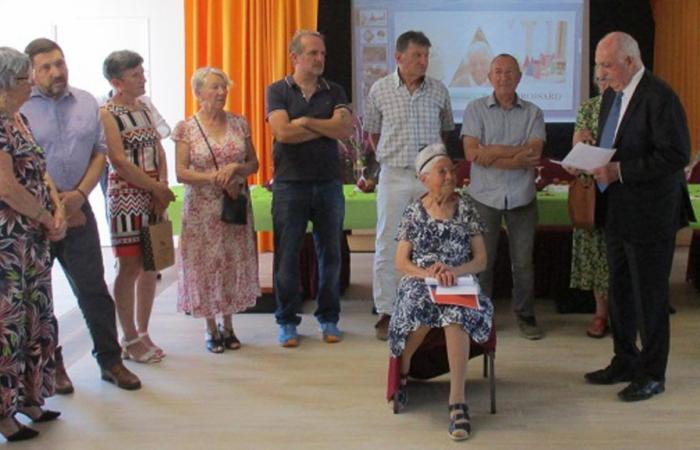 In Luçay-le-Mâle feierte Paulette Brossard ihren 100. Geburtstag