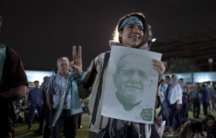 Im Iran der Hindernisparcours des unerwarteten und isolierten „Reformers“ Massoud Pezeshkian bei der Präsidentschaftswahl