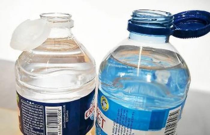 Die Europäische Union schreibt ab Mittwoch auf Flaschen angebrachte Verschlüsse vor