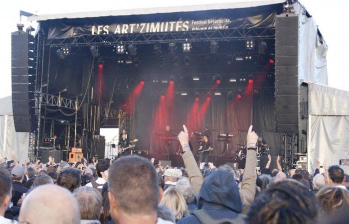 IN BILDERN, IN BILDERN. Festival Les Art’Zimutés: In Cherbourg begeistert ein intensiver erster Abend das Publikum