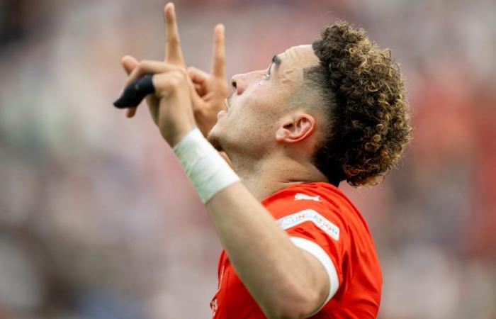 VIDEO Euro 2024: Ruben Vargas schießt in der Schweiz eines der schönsten Tore des Wettbewerbs