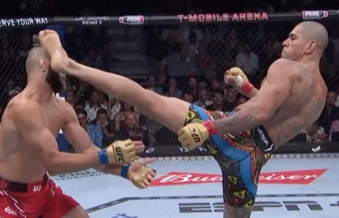UFC 303 – Alex Pereira versteinert Prochazka mit einem Kopfstoß KO