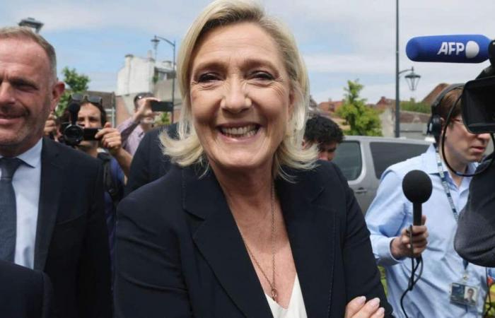 Parlamentswahlen in Frankreich: Schätzungen zufolge liegt die extreme Rechte im ersten Wahlgang deutlich vorne