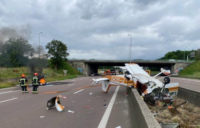 Seine-et-Marne: Drei Tote beim Absturz eines Passagierflugzeugs auf der Autobahn A4