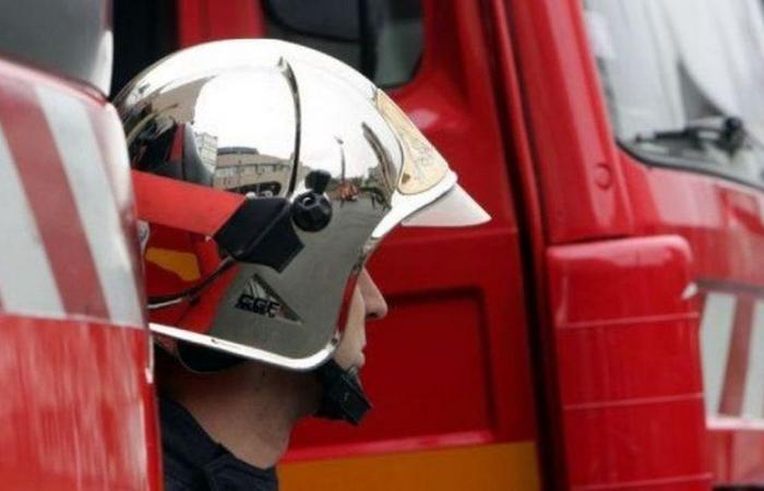 Ein 56-jähriger Autofahrer wurde beim Aufprall auf einen Traktor im Nordwesten von Gers schwer verletzt