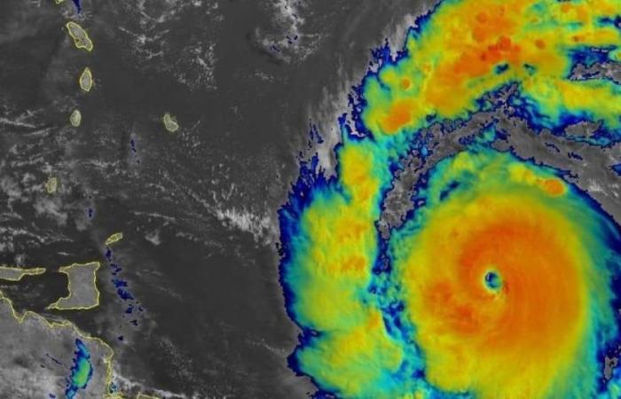 Hurrikan Beryl der Kategorie 3 schreitet in Richtung Süden der Kleinen Antillen voran