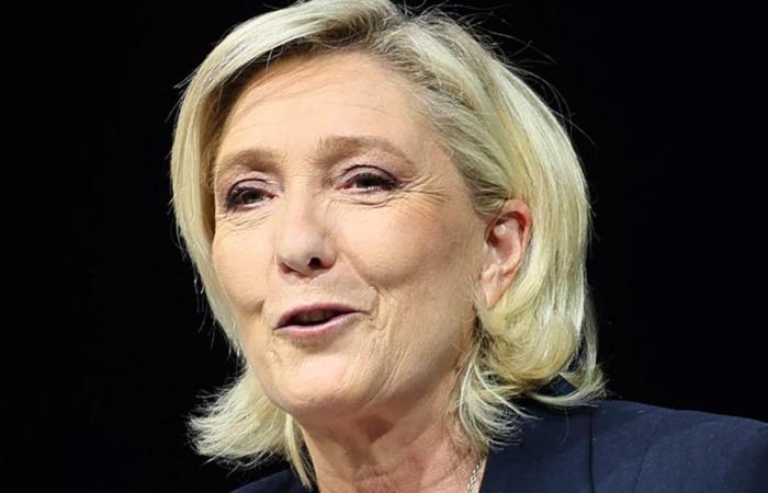 in Hénin-Beaumont die Aufregung nach dem Sieg von Marine Le Pen in der ersten Runde