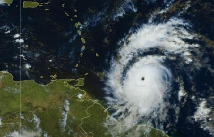 Hurrikan Beryl ist jetzt Kategorie 4 und steuert auf die Westindischen Inseln zu