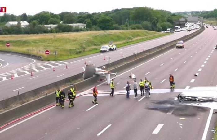 Absturz eines Passagierflugzeugs auf der Autobahn A4: Die Geschichte der Tragödie in Bildern