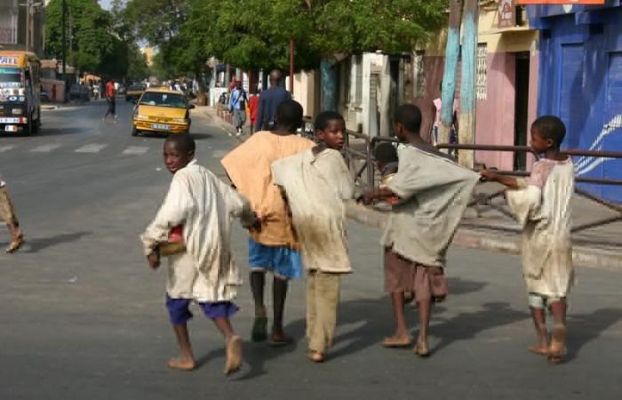 Es sind noch mehr Senegalesen auf der Straße
