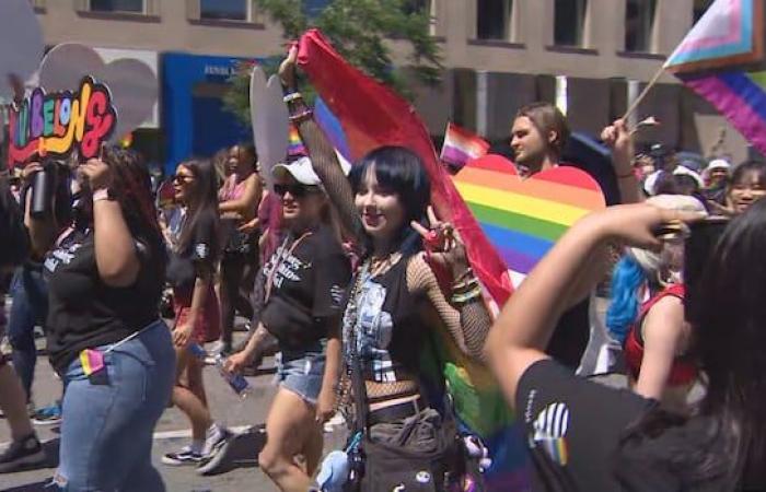 Tausende feiern am Sonntag Pride in der Innenstadt von Toronto