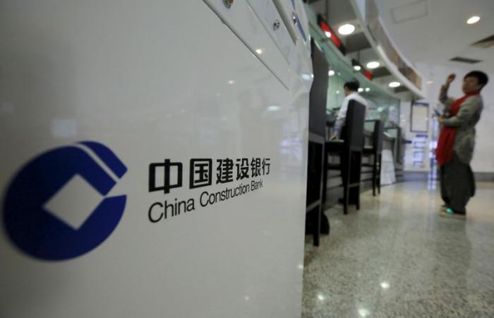 Chinas CCB kürzt laut Quellen die Gehälter der Mitarbeiter in der Zentrale um mindestens 10 %