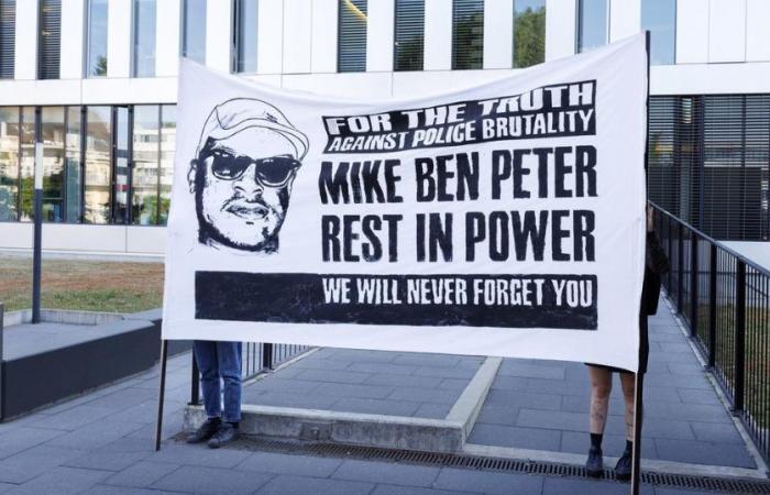 In Renens beginnt der Berufungsprozess gegen sechs Polizisten im Fall des Todes von Mike Ben Peter – rts.ch