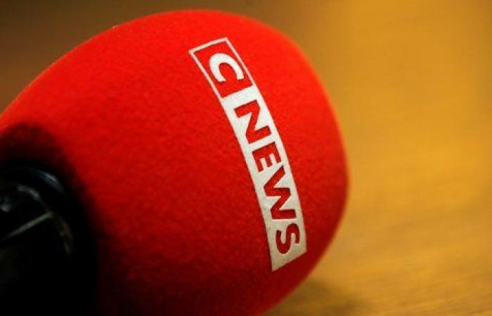 CNews übertrifft BFMTV erneut zum zweiten Monat in Folge