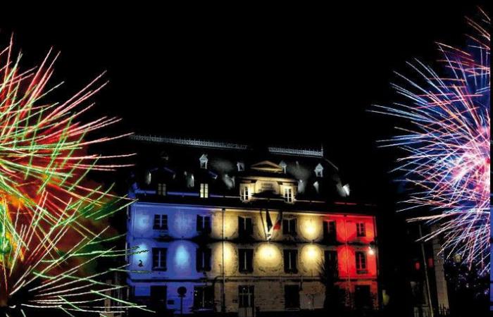 Nationalfeiertag 14. Juli: Feuerwerk und Volksball in Villejuif (94) am 13. Juli 2024