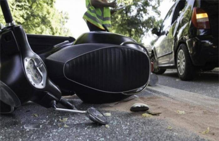 Vendée: Sie tötet einen 17-jährigen Motorradfahrer, indem sie vor ihrem Haus eine Kehrtwende macht