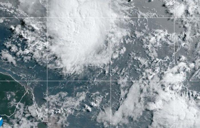 „Potenziell katastrophal“ bedroht der als Kategorie 5 eingestufte Hurrikan Beryl die Karibik