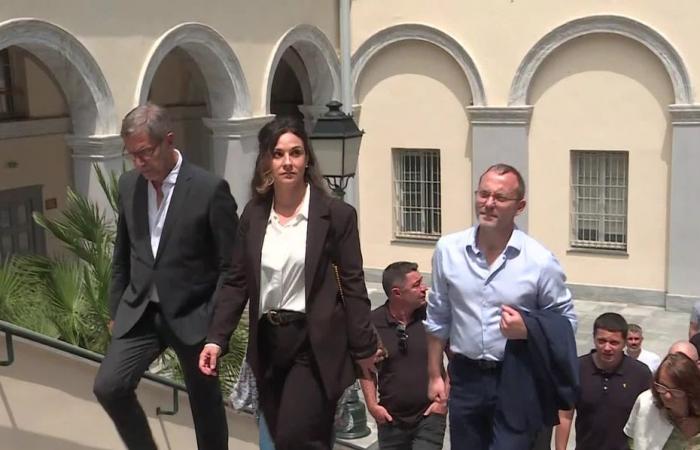 ein Jahr Sperre wegen falscher Vollmachten für zwei Stellvertreter des Bürgermeisters von Bastia