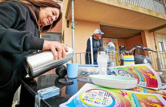 „Bürgercafés“, um die Nachbarschaftsbewohner in Saint-Brieuc zusammenzubringen