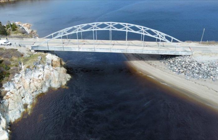 Transports Québec beginnt mit den Arbeiten an einer modularen Brücke über den Sheldrake River