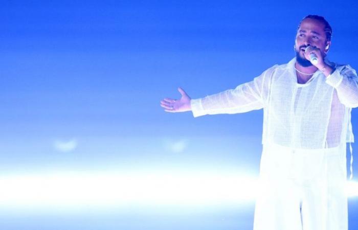 Slimane verrät, wie sich der Eurovision Song Contest auf seine Rolle in The Voice Kids auswirken wird