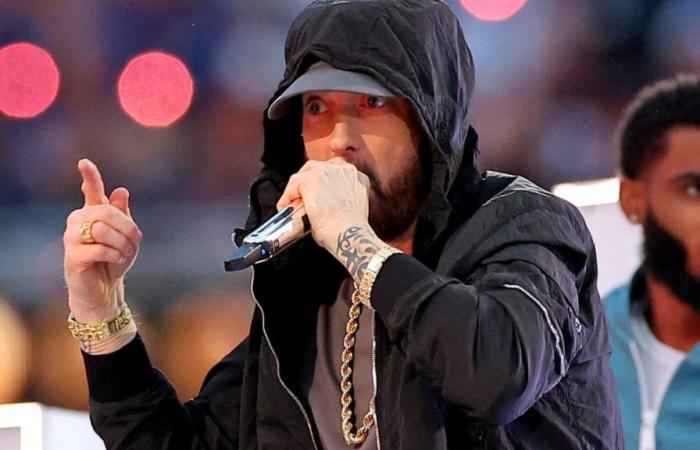 Eminem gibt das Erscheinungsdatum seines neuen Albums „The Death of Slim Shady (Coup de Grace)“ bekannt.
