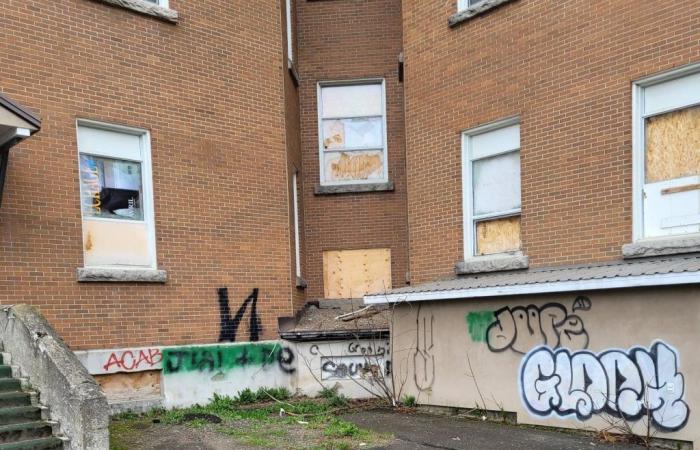 Unbewohnte Gebäude: Hausarzt und Stadt wieder vor Gericht